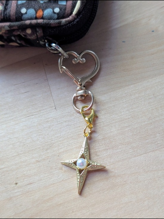 Hand Crafted Accessories - Gold Star Charm Keychain with Pearl Accent